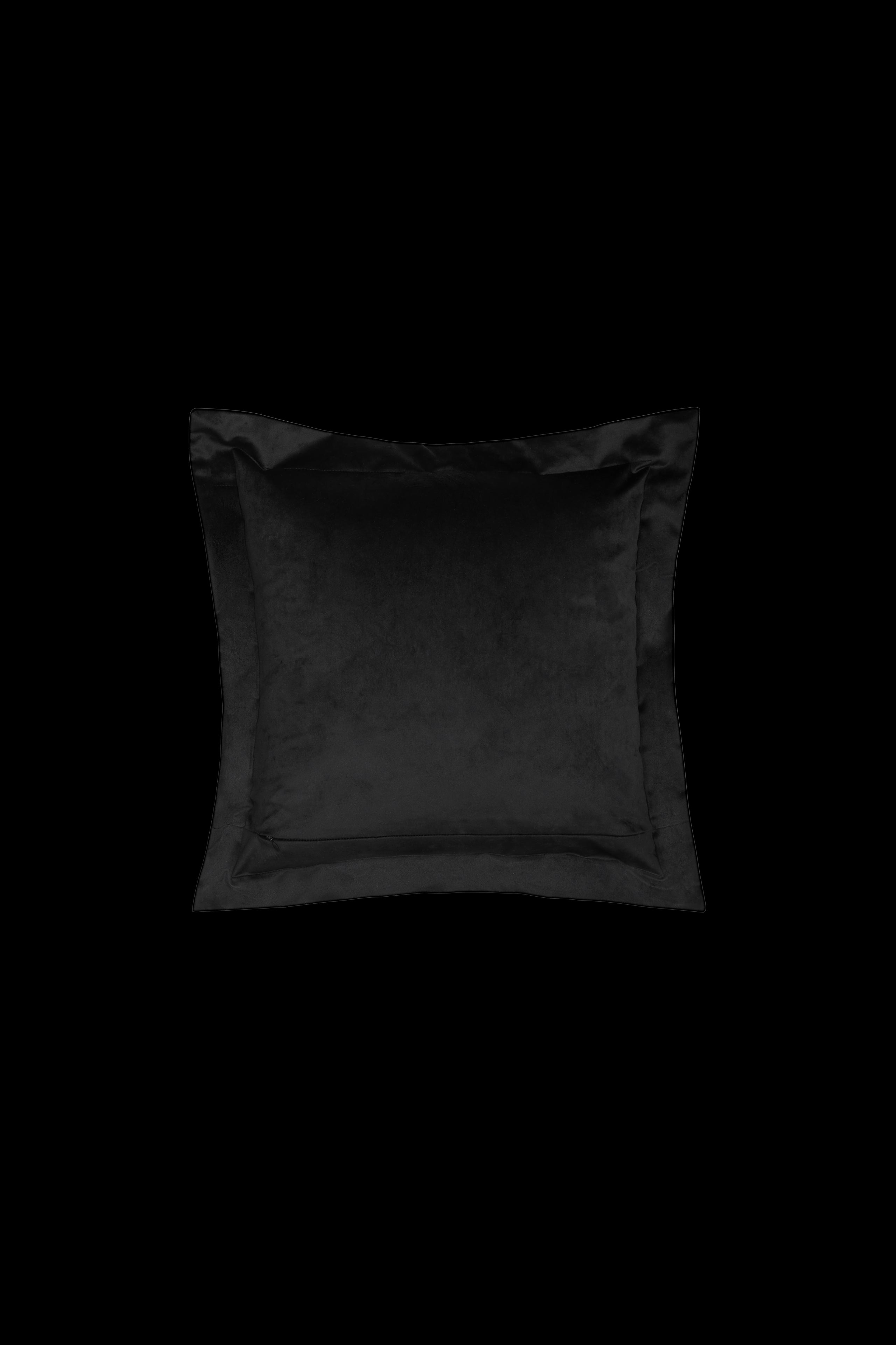 Inspiration Divine Cushion - Curiosités Désirables ©