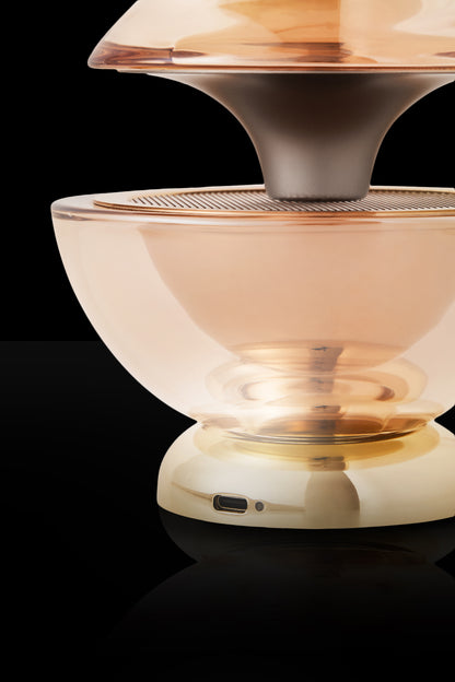 L’Indécente - Rechargeable table lamp - Curiosités Désirables ©