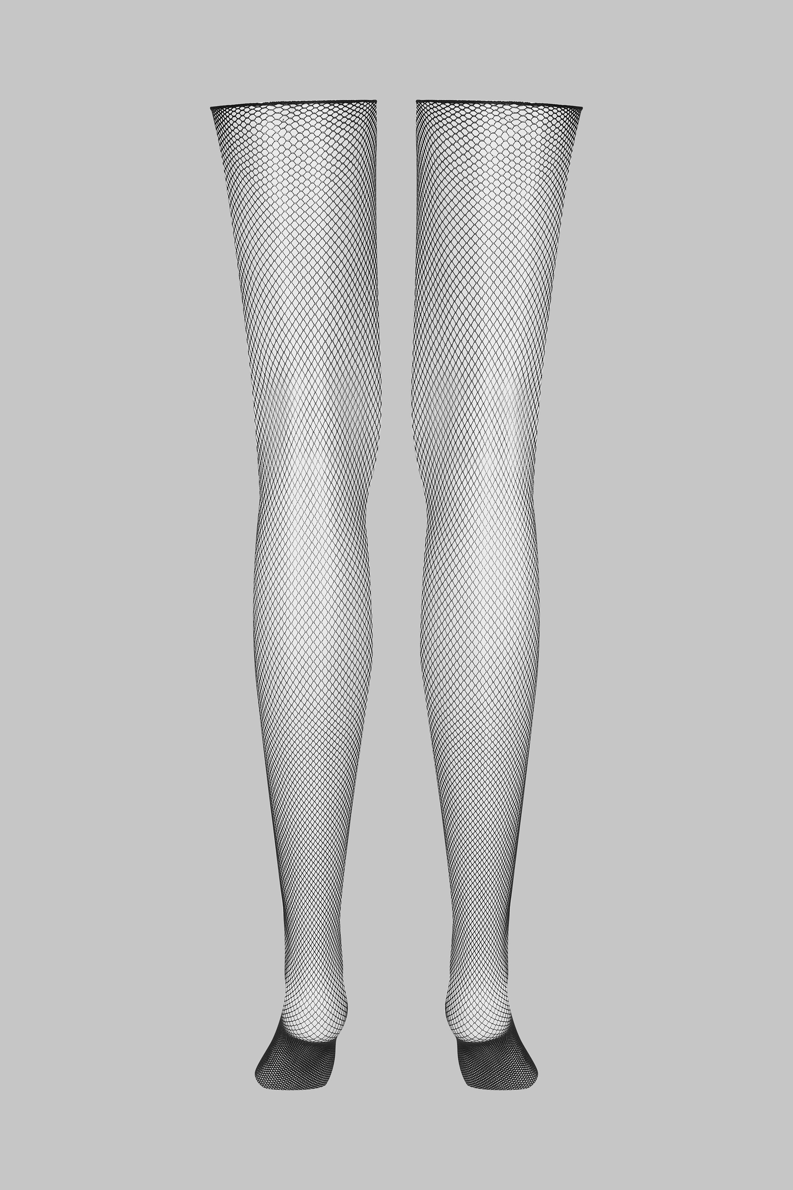 Fishnet cut and curled stockings - Les Coquetteries