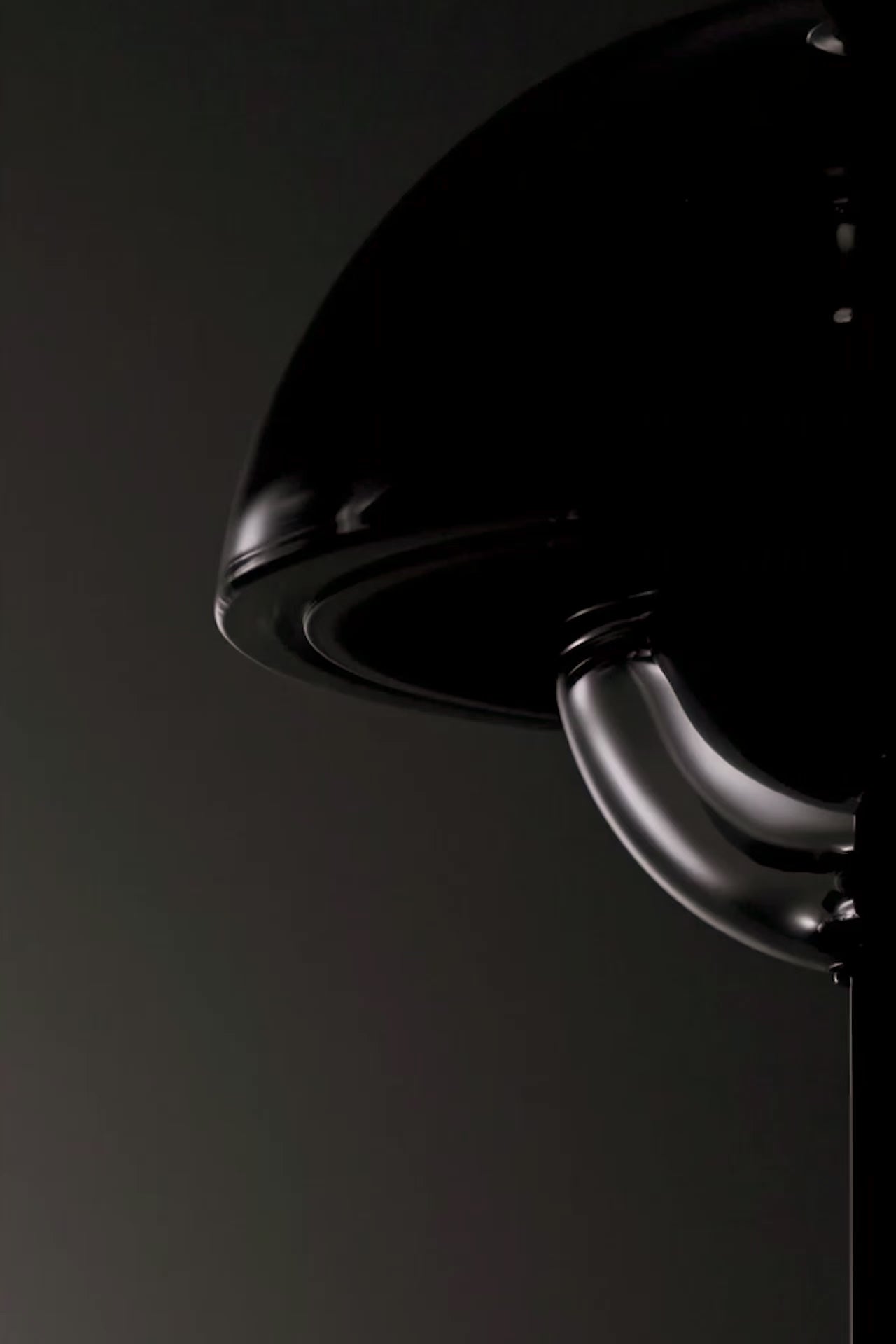 La Vertigineuse - Rechargeable table lamp - Curiosités Désirables ©